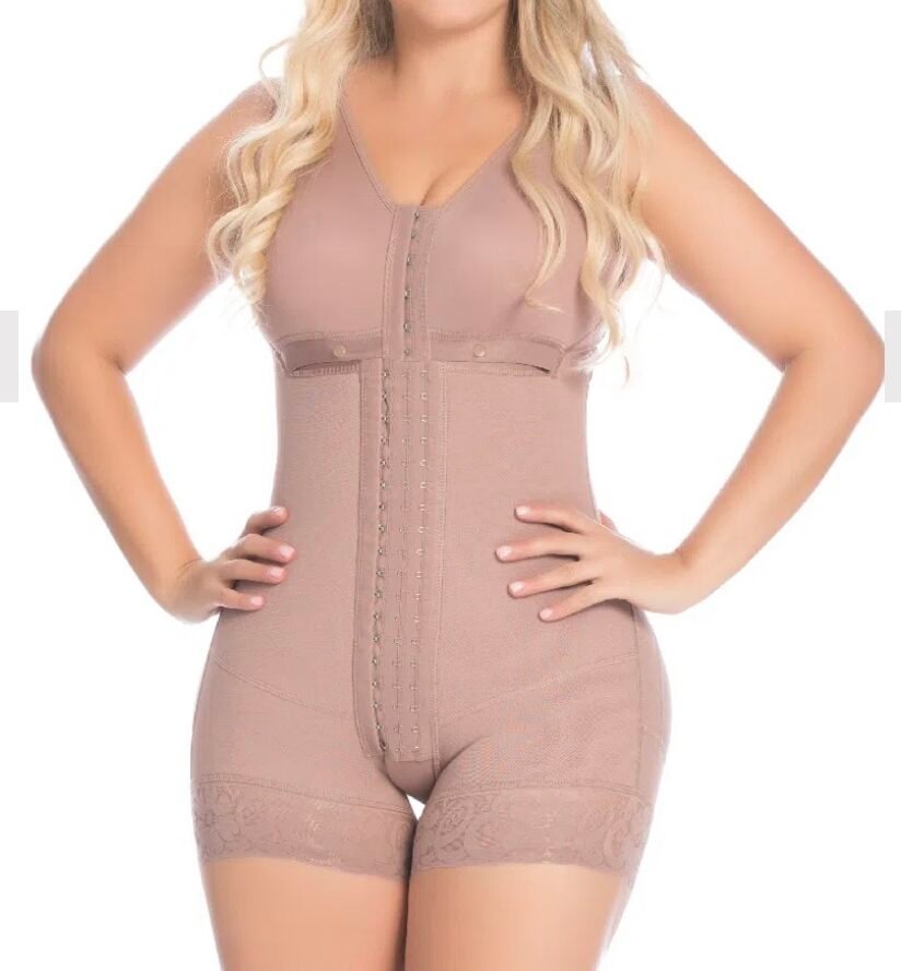 Faja Tipo Cachetera Brasier incluido